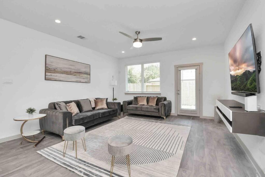 4Bedroom Escape - Near Med Center With Backyard 休斯敦 外观 照片