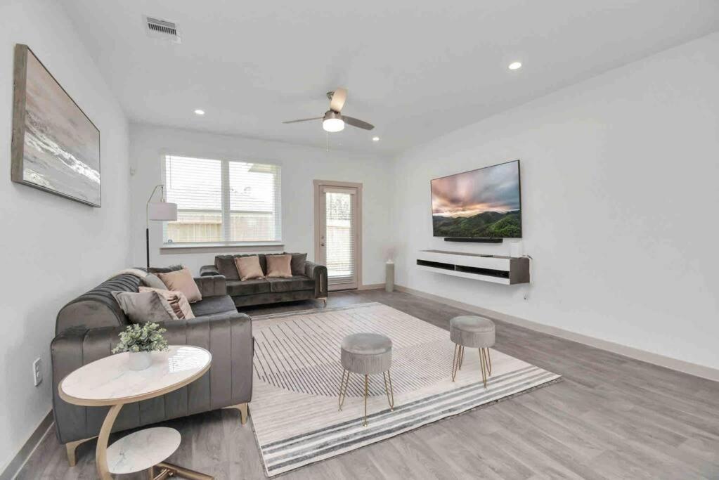 4Bedroom Escape - Near Med Center With Backyard 休斯敦 外观 照片