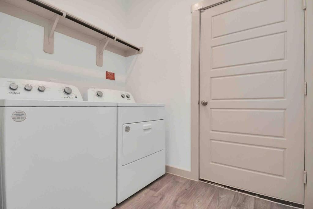 4Bedroom Escape - Near Med Center With Backyard 休斯敦 外观 照片