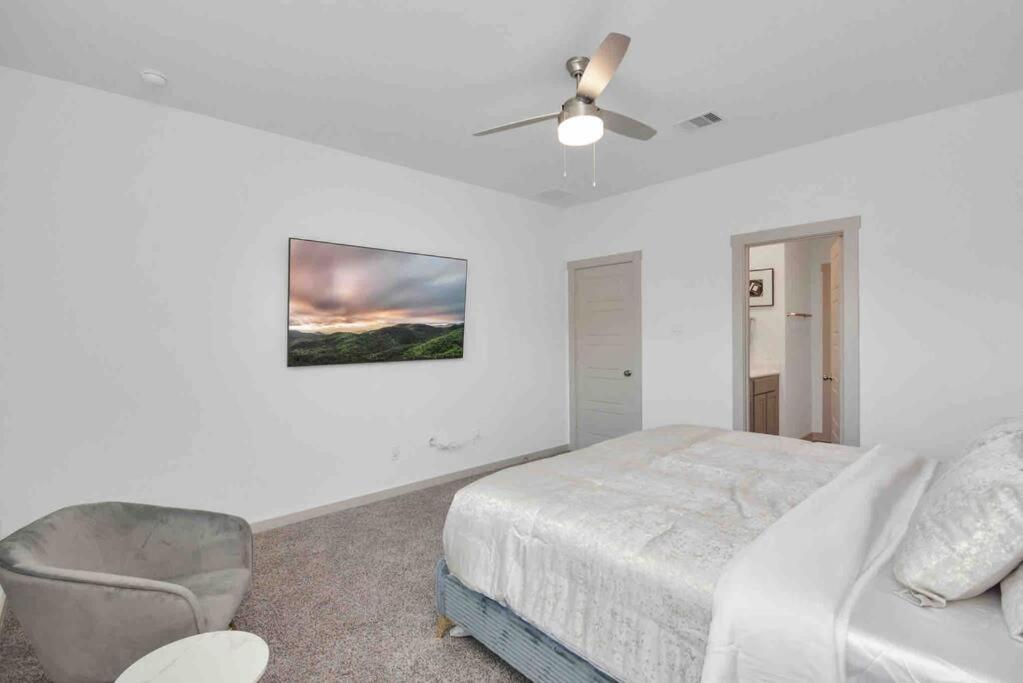 4Bedroom Escape - Near Med Center With Backyard 休斯敦 外观 照片